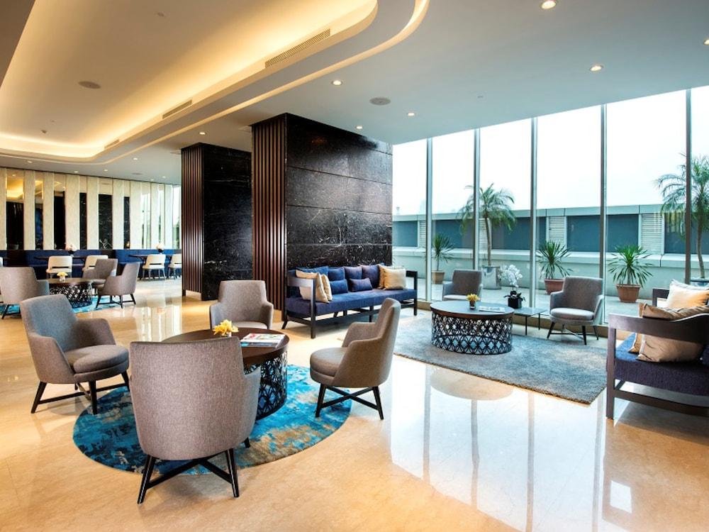 Oakwood Suites La Maison Jakarta Exterior photo